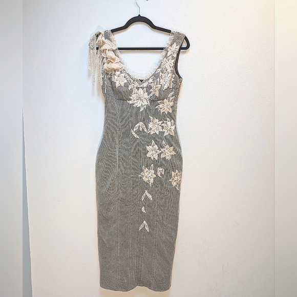 press & bastyan Dresses & Skirts - Vintage Ornamental Sequin Flowers Press & Bastyan